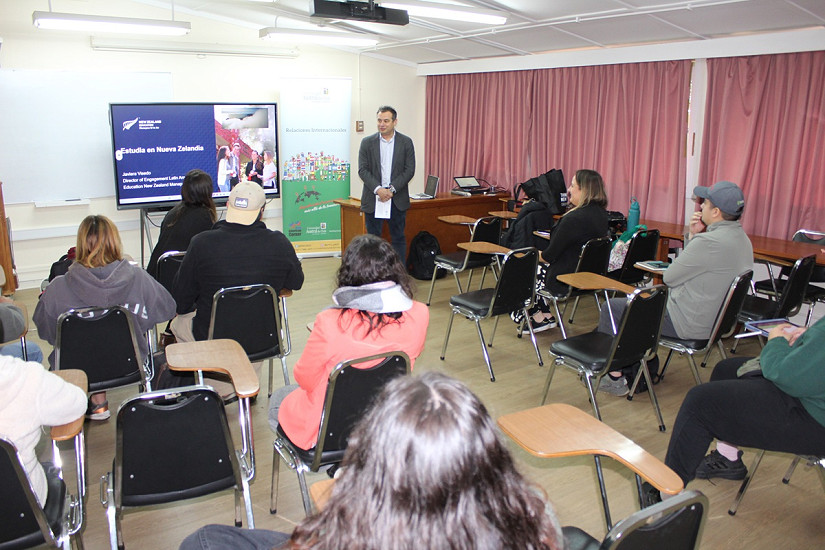 Estudiantes UACh conocieron oportunidades de formación en Nueva Zelanda