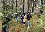 Programa Comunal de Atención a la Discapacidad conoce Facultad de Ciencias Forestales y Recursos Naturales
