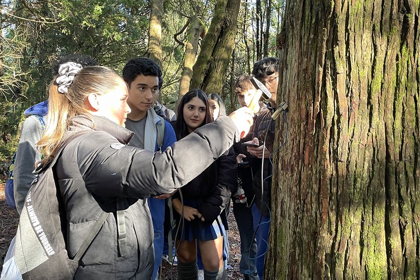 Instituto Príncipe de Asturias conoce carreras medio ambientales de la UACh